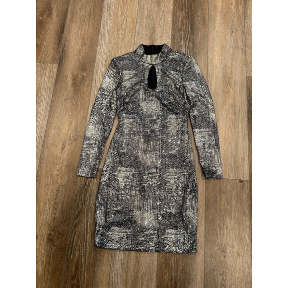 Vince Camuto Dresses & Skirts - Vince Camuto Silver and Black  dress NWT